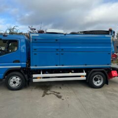 Autospurgo Mini-Combinata BARAKUDA 90 5500 litri su MITSTUBISHI Fuso Canter 9C18